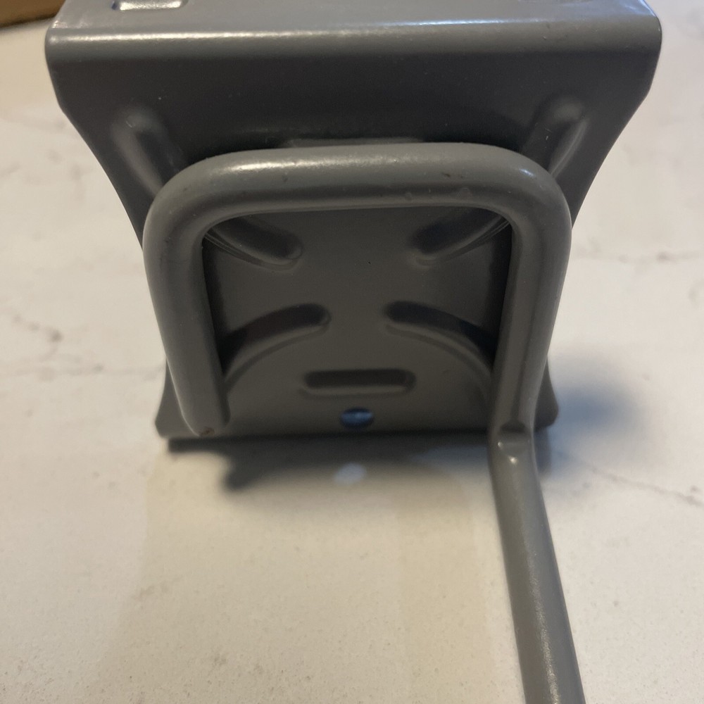 Poetiske Grid Wall Hooks Large 2 Pack