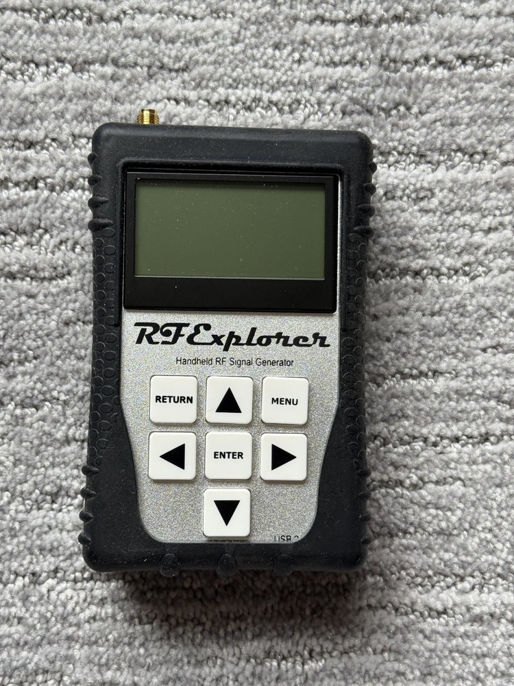 RF Explorer Signal Generator RFE6GEN