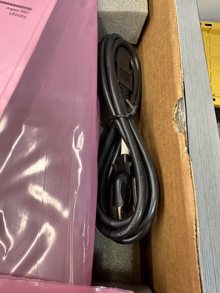 Blackbox Managed Fiber Switch Chassis LE2425A NEW! Open Box