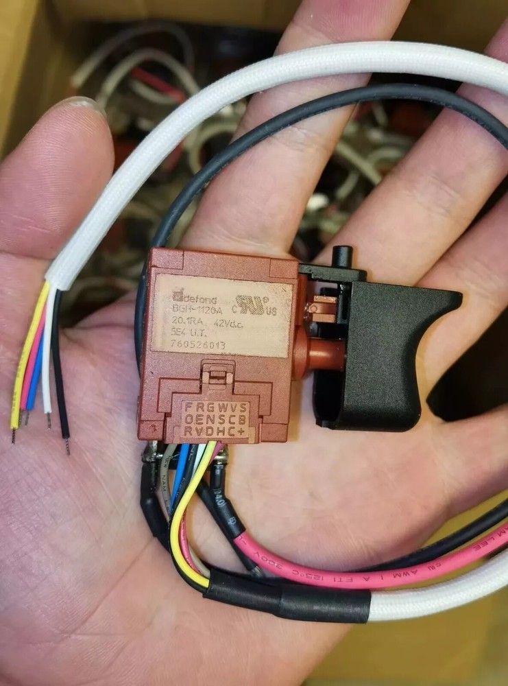 1pc NEW Defond BGH-1120A 20.1A 42V Trigger Switch 760526013