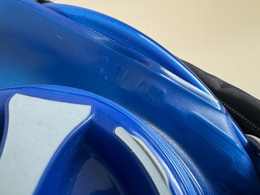 CamelBak Arete 14 Hydration Backpack Hiking Black Reflective Adjustable Strap