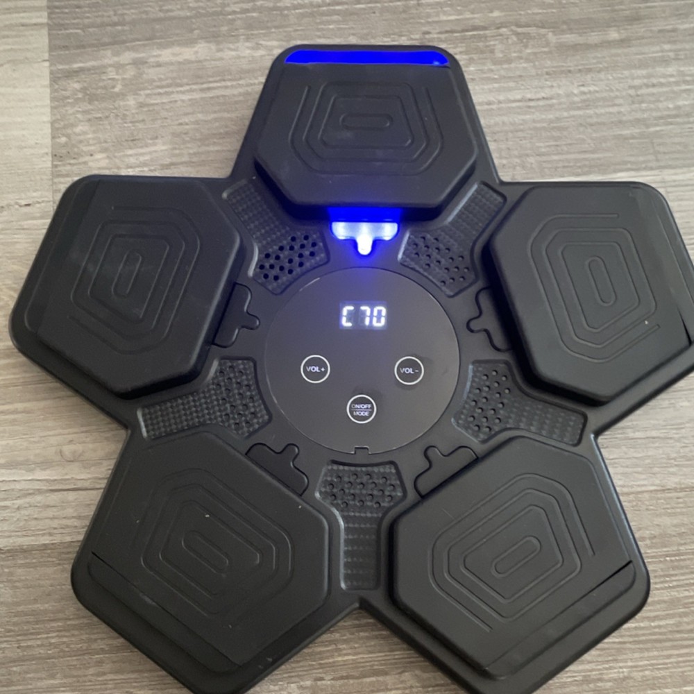 Electronic Strike Pad Set with Gloves and USB Cable, Interactive Training