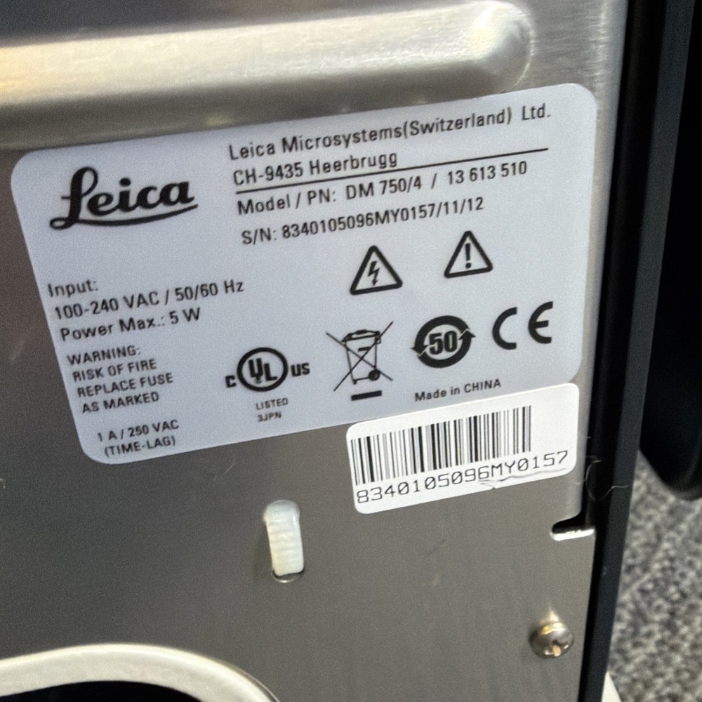 Leica DM750 Microscope W/ Objectives