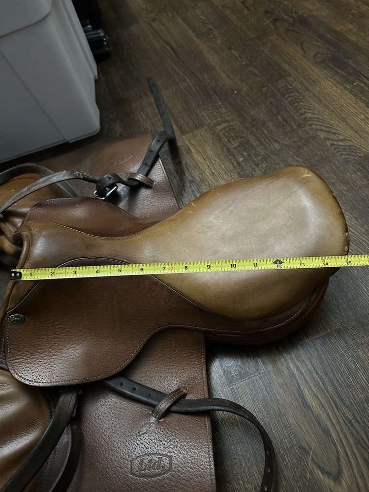 Beval Junior Saddle Size 15, Made in England, LTD2