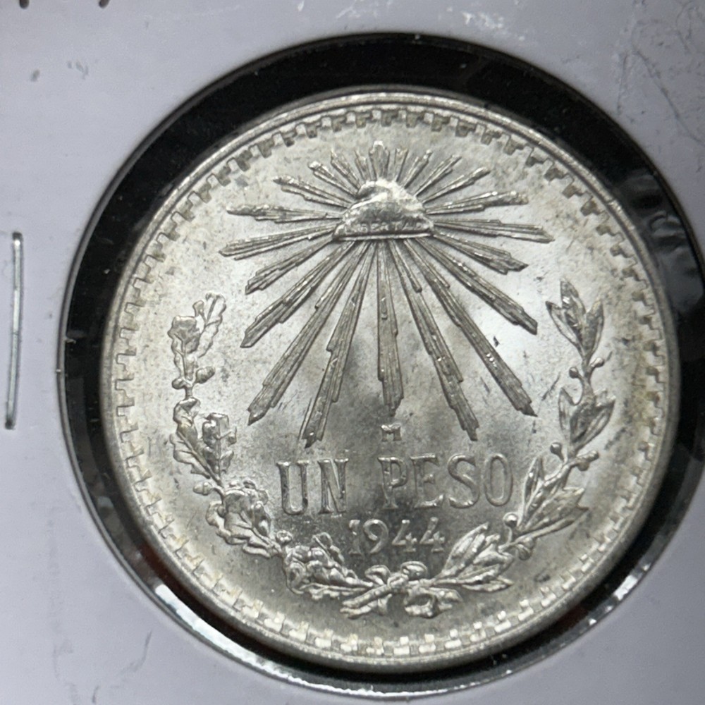1944 Mexico Un Peso UNC