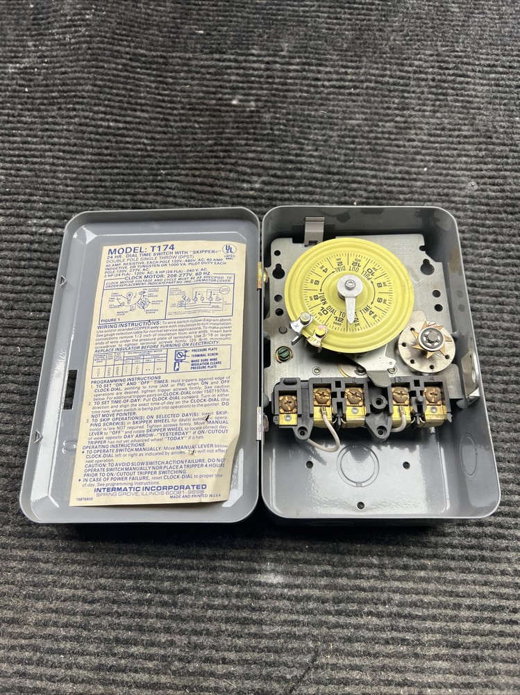 NOS Intermatic T174 208-277V DPST 24-Hour Mechanical Timer