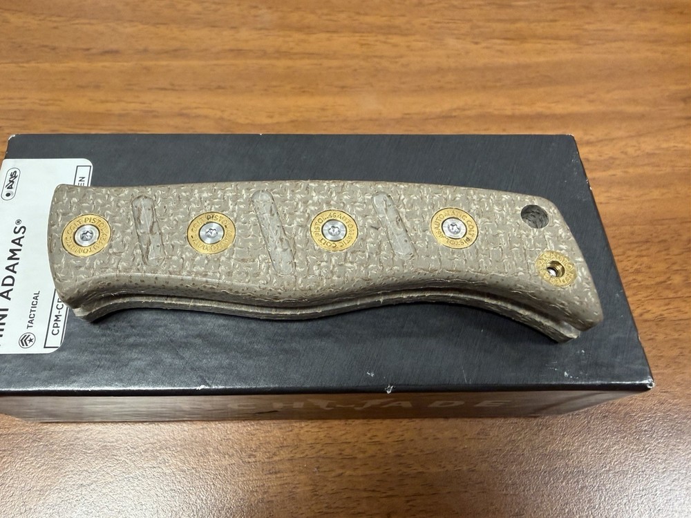 Benchmade Fixed Adamas Brown Micarta Handle