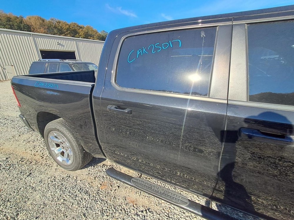 TDODR1500 2019 Glove Box 4868951