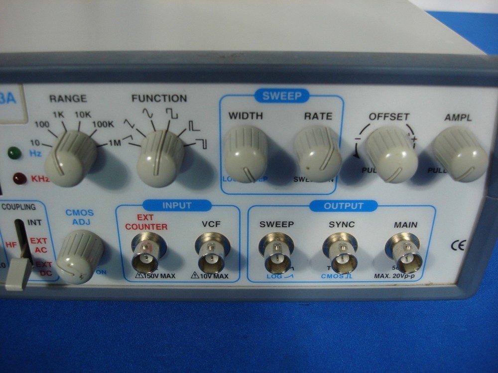 BK Precision 4003A - 4MHz Sweep Function Generator Frequency Counter