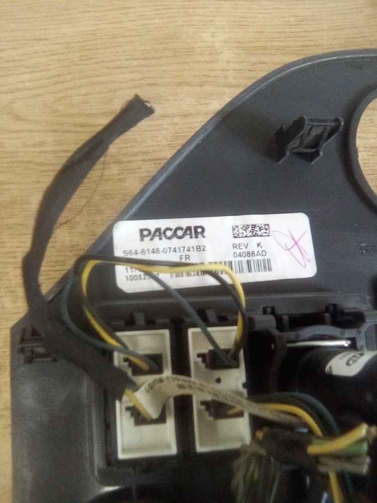 Peterbilt 579 S64-6148-0741741B2 Dash Panel