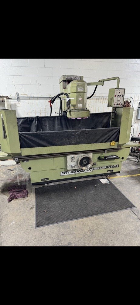 Storm Vulcan RT 7Y resurfacing machine
