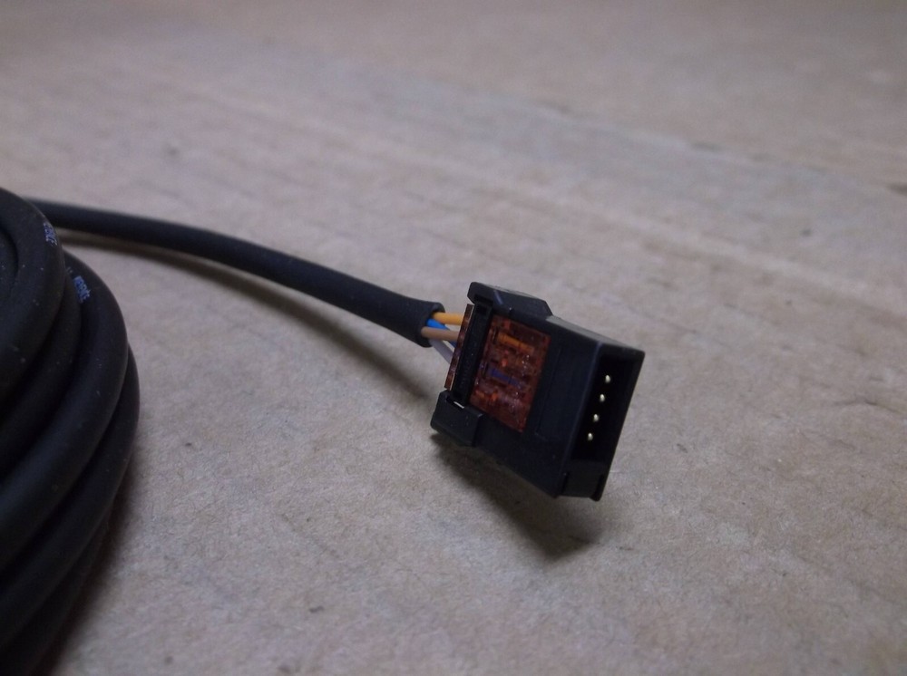 AP-43 Keyence NEW In Box Pressure Sensor Head AP43