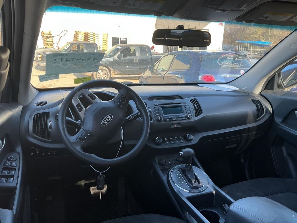 SPORTAGE 2012 Glove Box 4908174