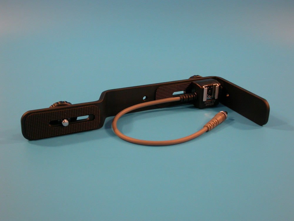 Nikon SK-E900 Multi-Flash Bracket Unit - New