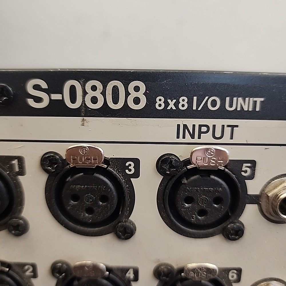 Roland S-0808 8 x 8 input & output Unit
