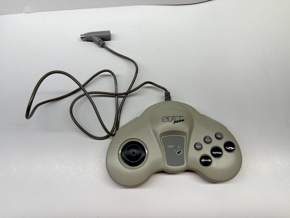 A Programmable Joypad for Mac SFX PLUS By Suncom Tech INC