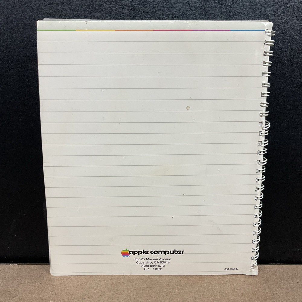 Apple Computer Macintosh Apple IIe Owners Manual Vintage Computing