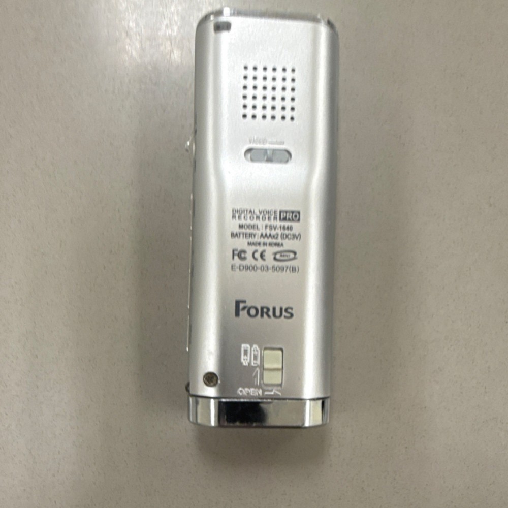 Forus FSV-1646 Digital Voice Recorder Handheld Flash Memory Silver Model