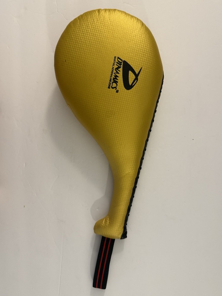 Dynamics double kicking target (kicking paddle)