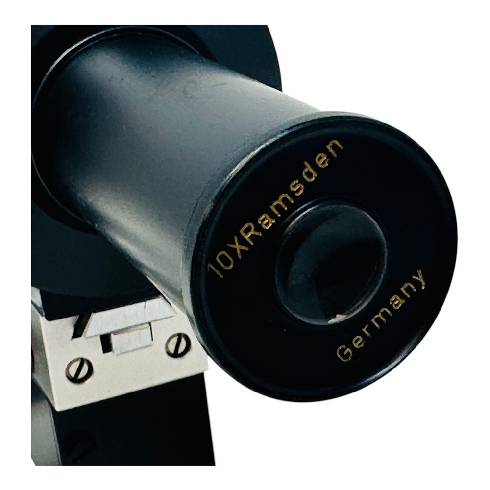 MELLES GRIOT MICROSCOPE BODY w/EYEPIECE
