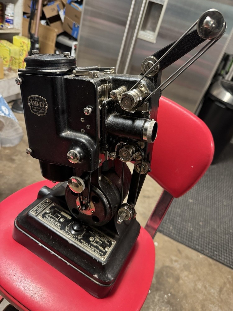 Vintage Ampro Precision Projector  8mm w/ Original Case