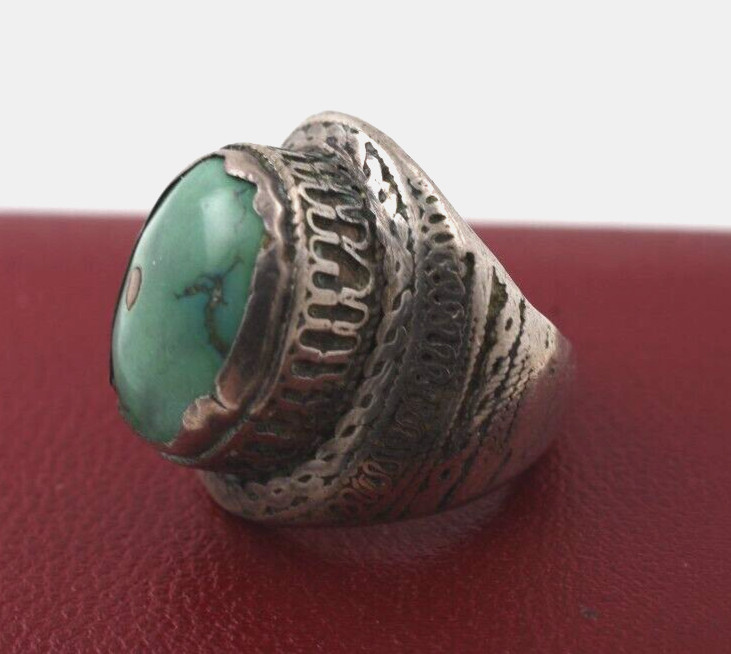 Hand Made Silver & Turquoise Large Ring 34g Size 7