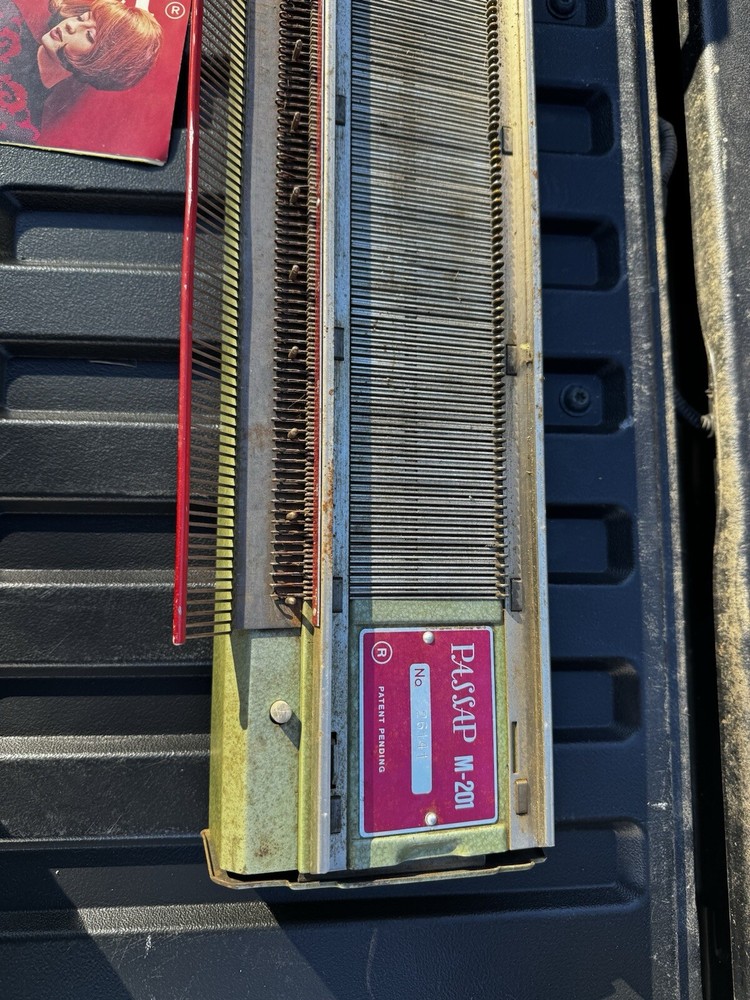 Passap M-201 Speed-O-Knit Flat Bed Knitting Machine ~ Untested w Tools! READ