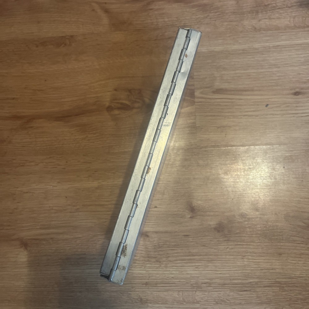 ALUMINUM CLIPBOARD FOLDING 9 X 12