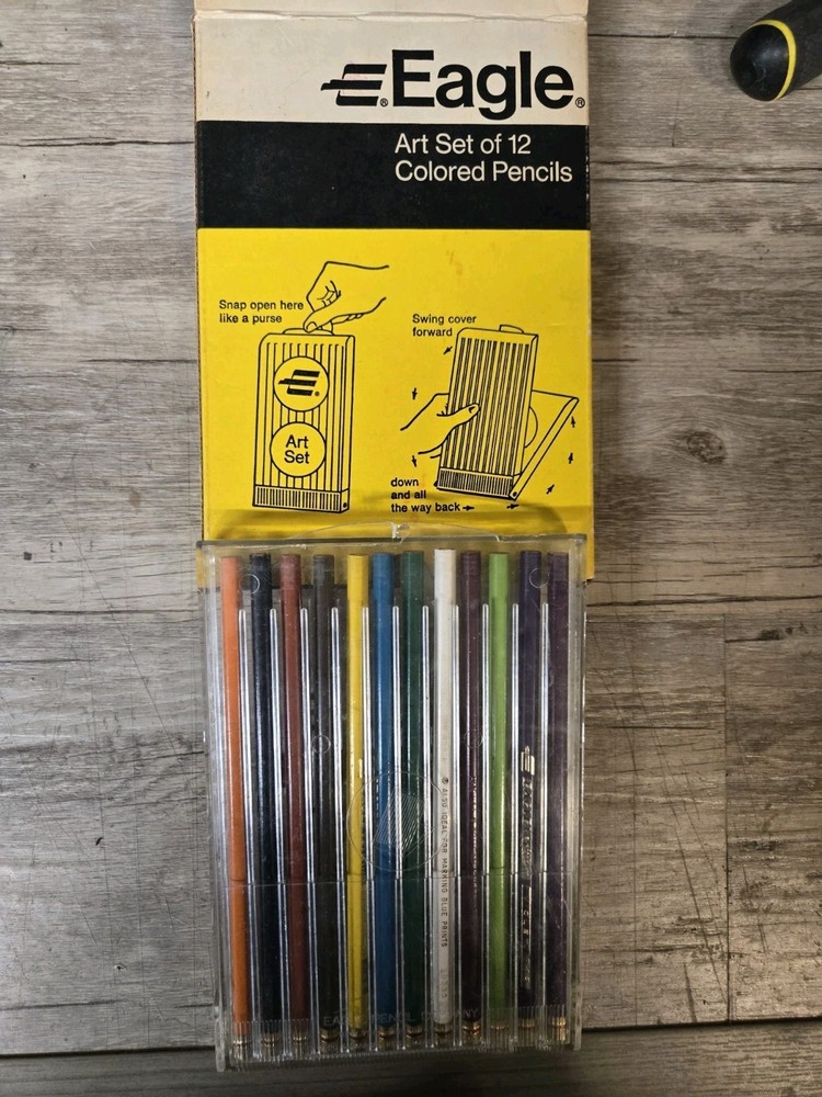 VTG Eagle Verithin Art Set 796 - 12 UNSHARPENED Colored Pencils Broken Case