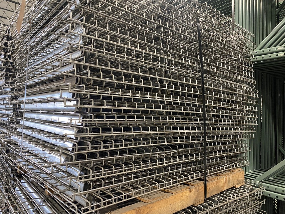 Used Galvanized Waterfall Wire Mesh Decking 42"D x 58"W, Pallet Racking.