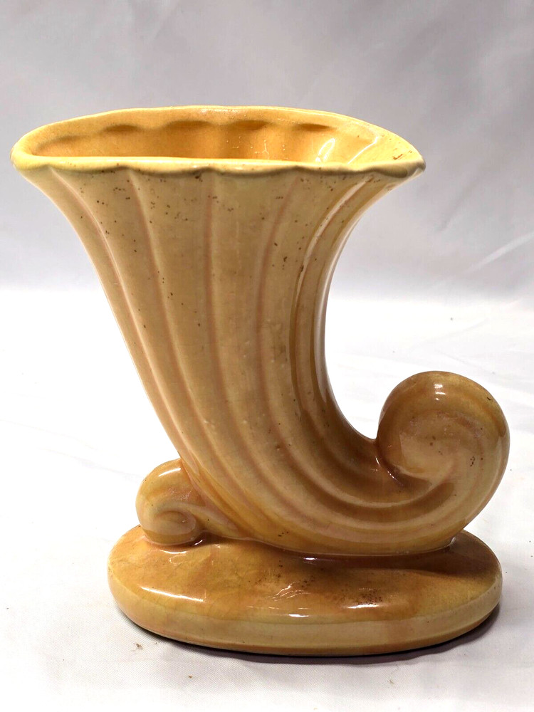 McCoy Cornucopia Shell Planter Vase 6.5" Vintage USA Pottery
