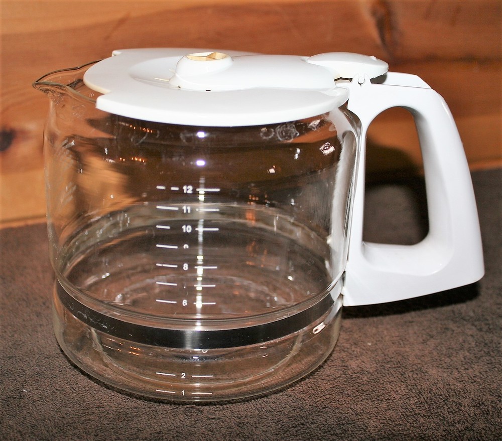 Universal  Replacement Glass Coffee Pot Carafe Decanter  - 12 CUP  ***