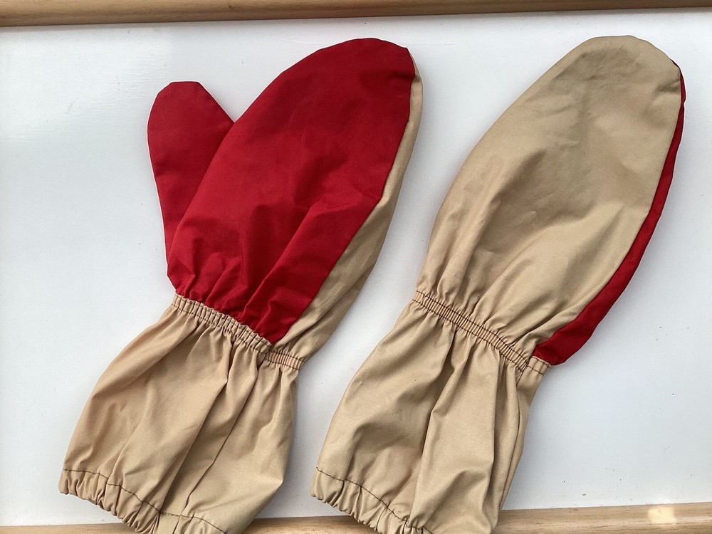 Sierra West Mitten Size S and Mud Guard