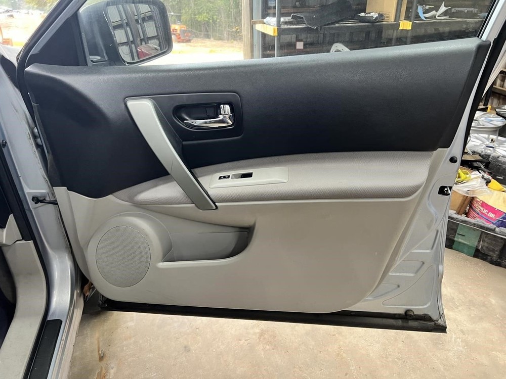 ROGUE     2012 Fuse Box Cabin 104757911