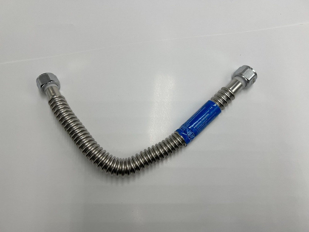 Easyflex EFWC-034-SS-1010-18 SS 18" L Water Heater Connector 3/4" ID