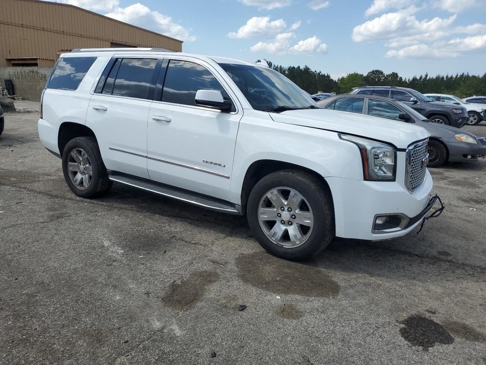 YUKON 2015 Glove Box 4686084
