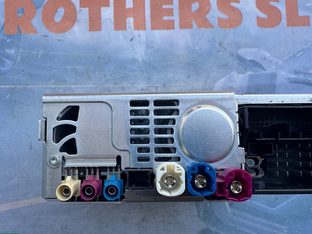 8798036 BMW Radio Navigation System