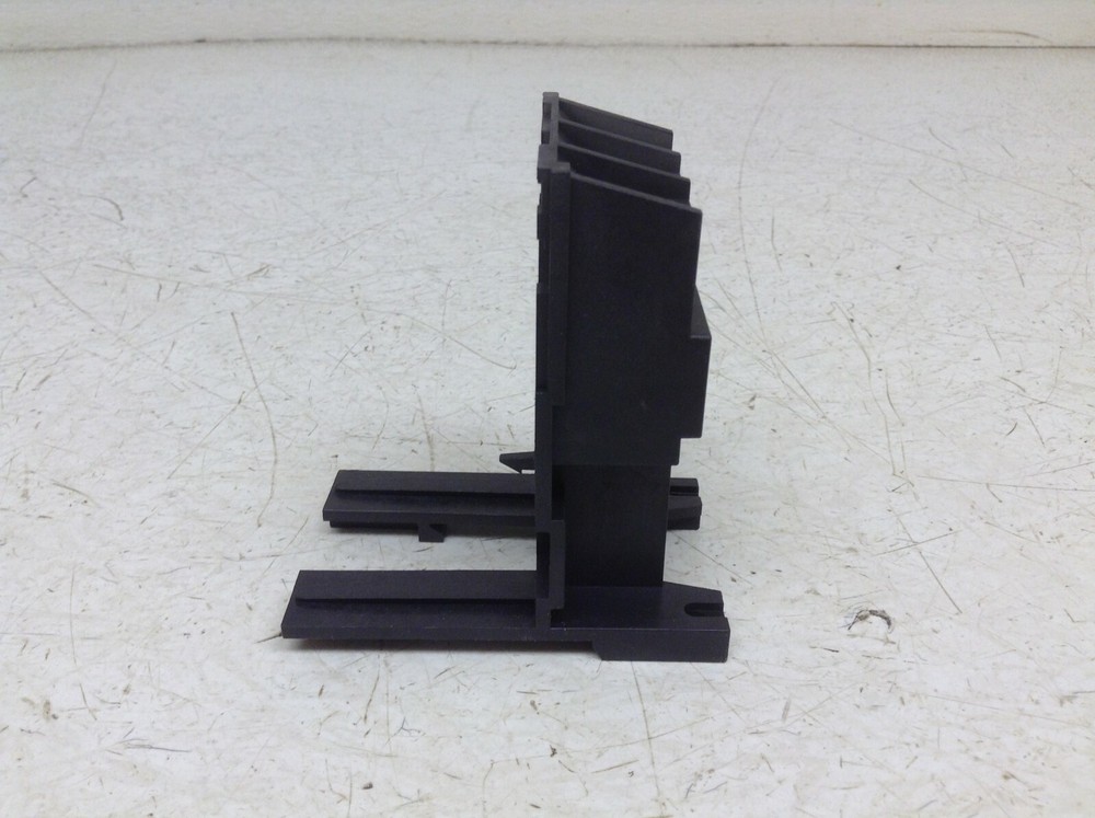 Lovato G270 Relay Mounting Bracket New