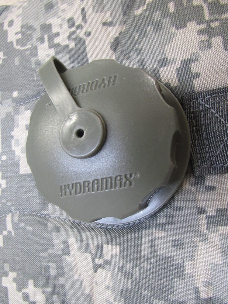 US Molle II Hydration System ACU Digital & New Hydramax 100oz Bladder