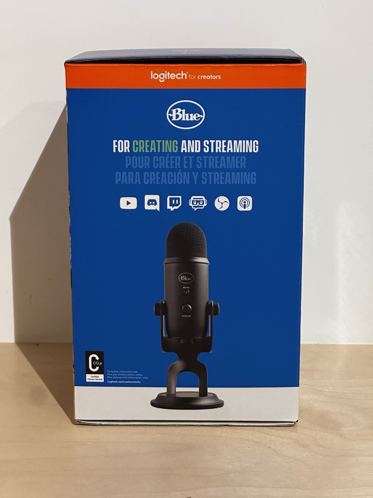 Logitech Blue Yeti USB Microphone | Blackout | BRAND NEW