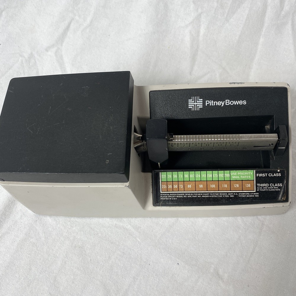 Vintage Pitney Bowes First & Third Class Postage Scale Model No. 4916