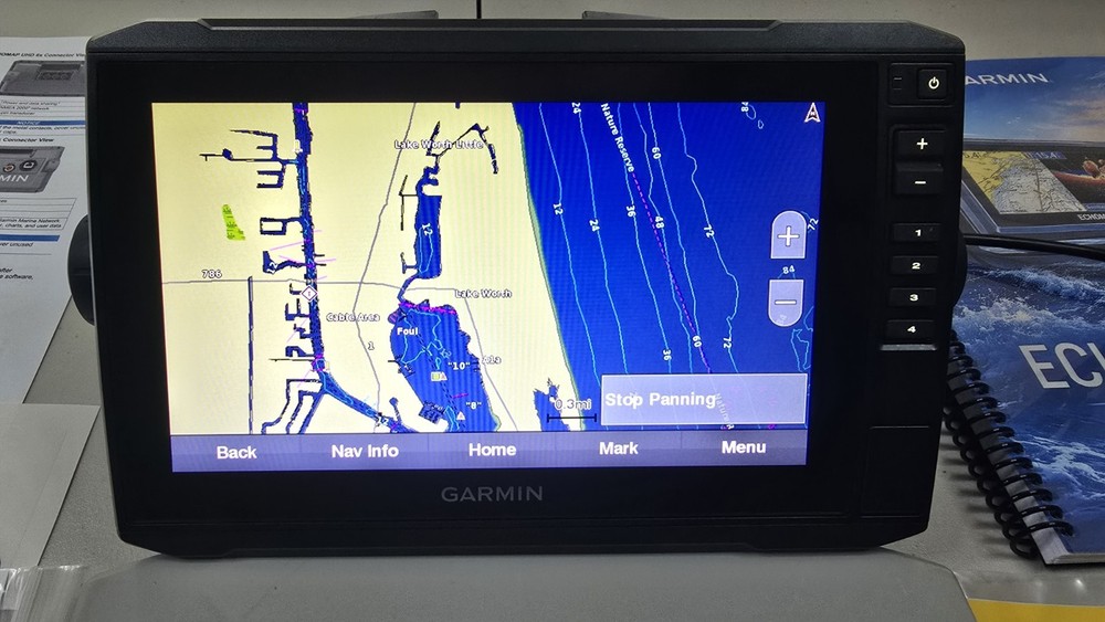 Garmin ECHOMAP UHD 94sv Chartplotter/Fishfinder – Excellent Condition – Tested