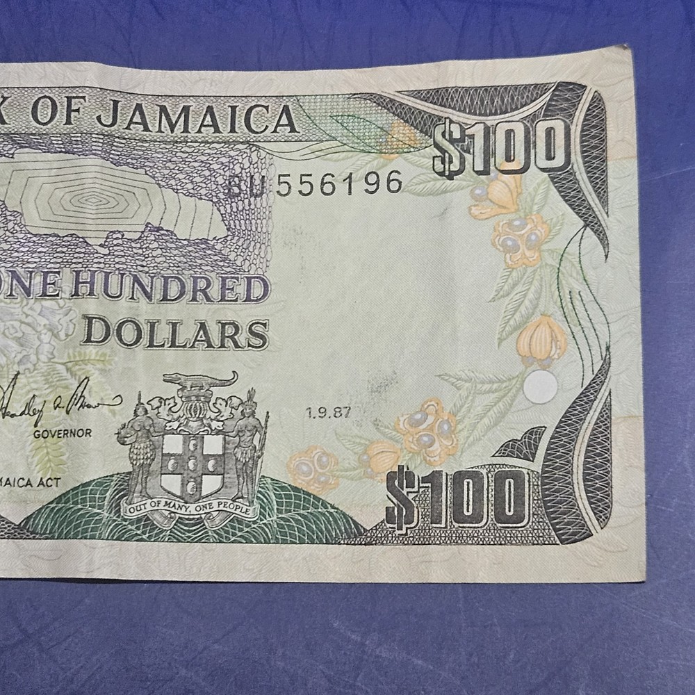 Jamaica 100 Dollar 2005 Banknote