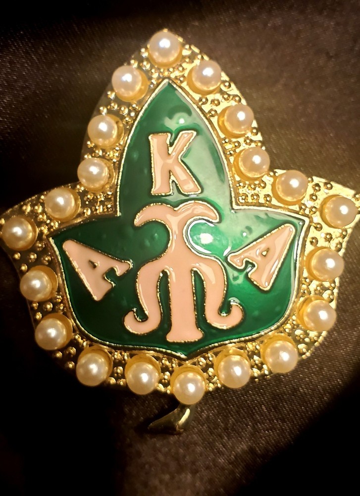 (AKA) Alpha Kappa Alpha Sorority Brooch