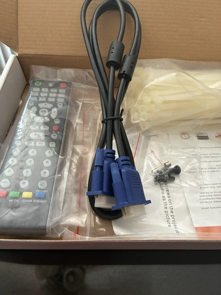 Orion R200 Smart Projector