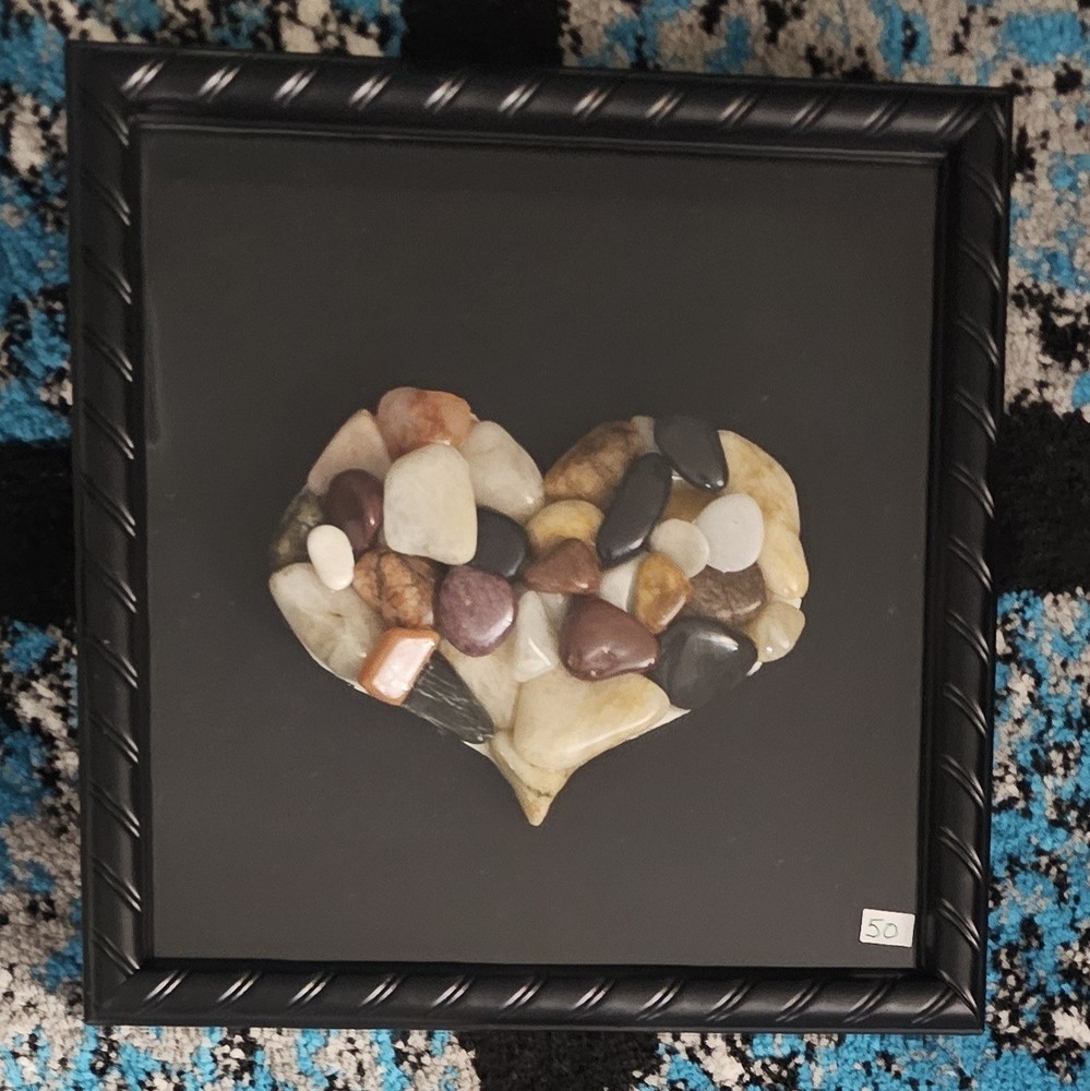 Wall Art Stone Heart Wall Decor