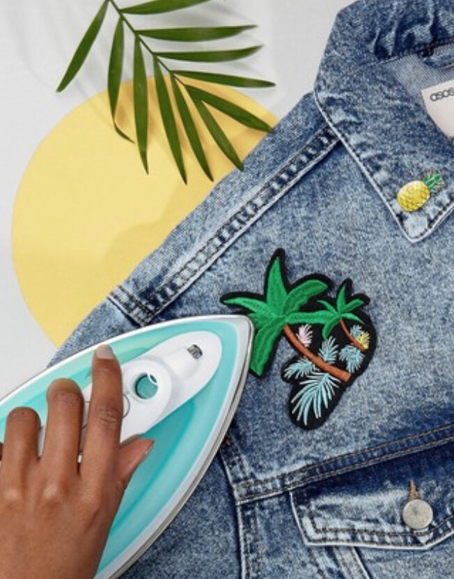 ALDO Patch & Pins set Tropical Themed