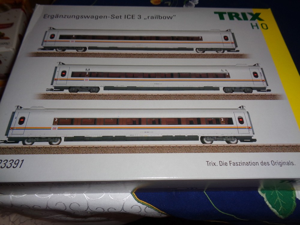Trix Supplementary Wagon Set Ice 3, Railbow No. 23391
