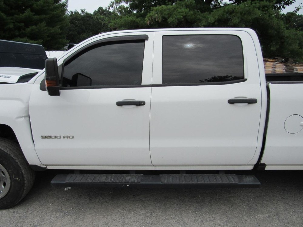 SILVRDO35 2016 Glove Box 1069872