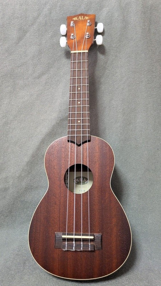[Good condition] KALA KA-S soprano ukulele with soft case